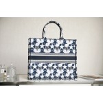 DIOR TOTE blue small five stars