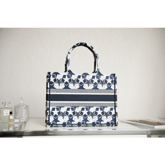 DIOR TOTE blue small five stars