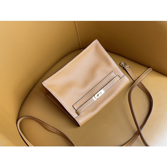 Kelly danse Taffy gold evercolor gold buckle