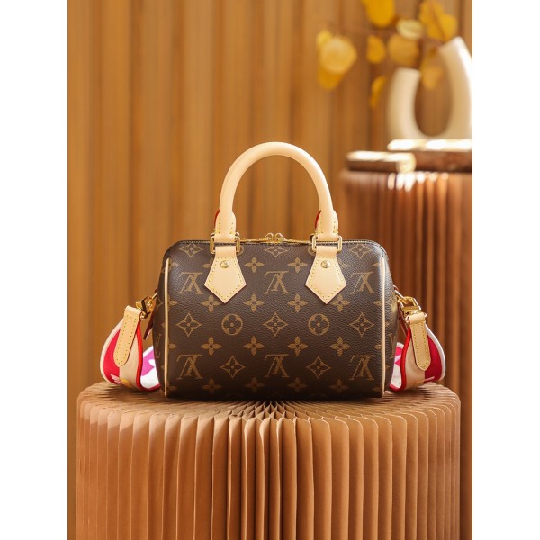 Louis Vuitton𝐒𝐏𝐄𝐄𝐃𝐘 𝟐𝟎 series #M45948#