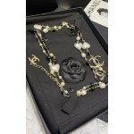 CHANEL Pearl Double C Sweater Chain
