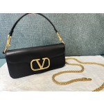 Valentino calfskin handbag 👜underarm bag Model: 1133 Decorative metal