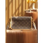 Louis Vuitton 𝐃𝐈𝐀𝐍𝐄 explosion series baguette bag #M45985#