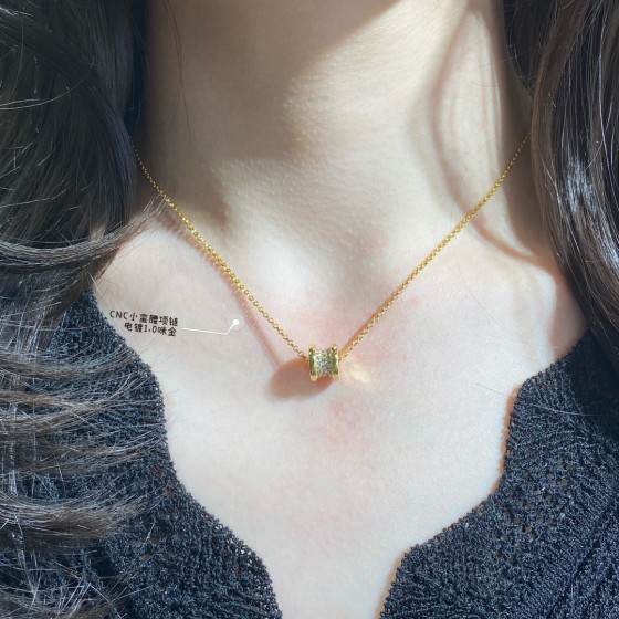 BVLGARI  necklace