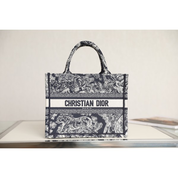 DIOR TOTE blue tiger pattern