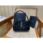 SAINT LAURENT model: 657228 original patent leather.JD