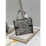 Dior   Mini Book tote 款号:8002