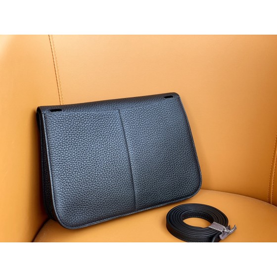 Halzan 25 gold buckle black TC leather