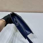 Prada new handbag 🎉2VF032