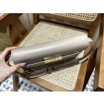 SAINT LAURENT 𝑴𝒂𝒏𝒉𝒂𝒕𝒕𝒂𝒏 〈Original leather version〉#579271