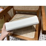 SAINT LAURENT 𝑴𝒂𝒏𝒉𝒂𝒕𝒕𝒂𝒏 〈Original leather version〉#579271