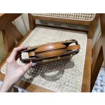 SAINT LAURENT 𝑴𝑨𝑵𝑯𝑨𝑻𝑻𝑨𝑵 𝑵𝑨𝑵𝑶#593741