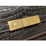 SAINT LAURENT【𝙈𝙖𝙣𝙝𝙖𝙩𝙩𝙖𝙣 𝟮𝟰𝙘𝙢】675626.Jd