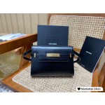 SAINT LAURENT【𝙈𝙖𝙣𝙝𝙖𝙩𝙩𝙖𝙣 𝟮𝟰𝙘𝙢】675626.Jd