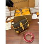 Louis Vuitton's exclusive debut model: M46049 Super Enhanced Edition