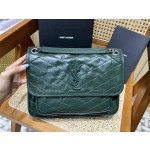 SAINT LAURENT  𝐍𝐢𝐤𝐢 28𝐜𝐦 #633158