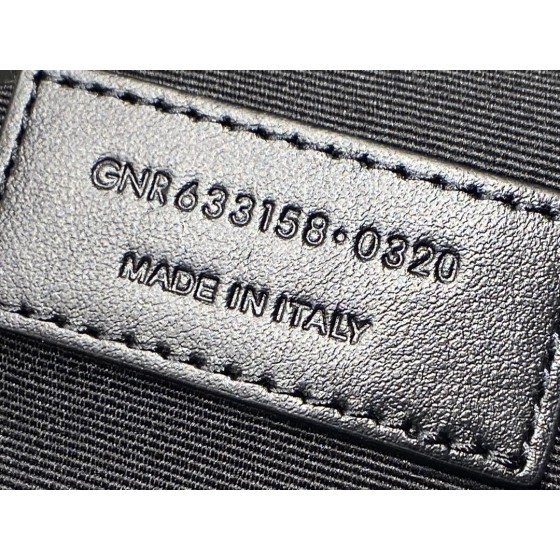 SAINT LAURENT  𝐍𝐢𝐤𝐢 28𝐜𝐦 #633158