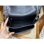 SAINT LAURENT  𝐍𝐢𝐤𝐢 28𝐜𝐦 #633158