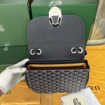 GOYARD Canvas and Cowhide Splicing W23