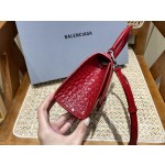 BALENCIAGA 𝐇𝐨𝐮𝐫𝐠𝐥𝐚𝐬𝐬 𝐗𝐒 crocodile-textured cowhide