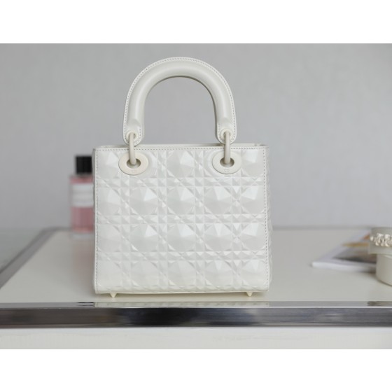 LADY DIOR diamond vine check four compartments DR-091