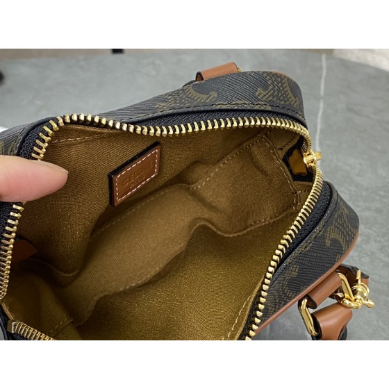 CELINE Old Flower Love Bag Model: 198222