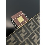 FENDI Baguette straw baguette