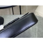 CELINE Embossed Arc de Triomphe Underarm Bag Model: 199243