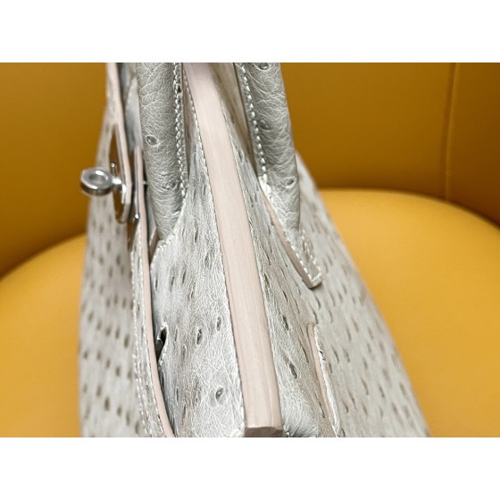 Bk30 Pearl Grey South African kk Ostrich Skin Silver Buckle