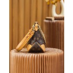 Louis Vuitton 𝐁𝐎𝐔𝐋𝐎𝐆𝐍𝐄 King of Hot Style Croissant #M45832#