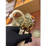 Louis Vuitton M46118