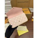 Louis Vuitton exclusive starting model: M81359