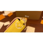 Louis Vuitton exclusive starting model: M81359