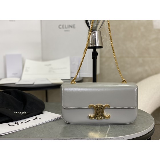 CELINE 𝑻𝒓𝒊𝒐𝒎𝒑𝒉𝒆 Chain Underarm Bag Model: 197993