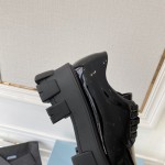 Prada open edged vermilion lacquered leather thick sole casual small leather shoes