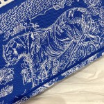 DIOR TOTE Tiger Embroidery Fluorescent Collection