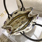 DIOR TOTE Valentine's Day Limited Collection