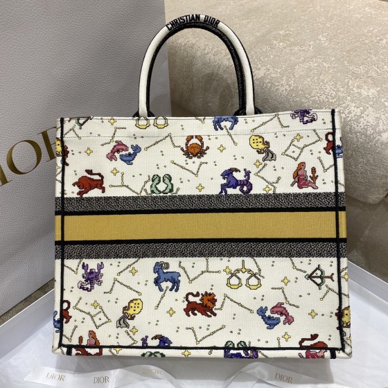 DIOR TOTE Valentine's Day Limited Collection