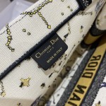 DIOR TOTE Valentine's Day Limited Collection