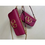 Valentino calfskin handbag 👜underarm bag Model: 1133 Decorative metal