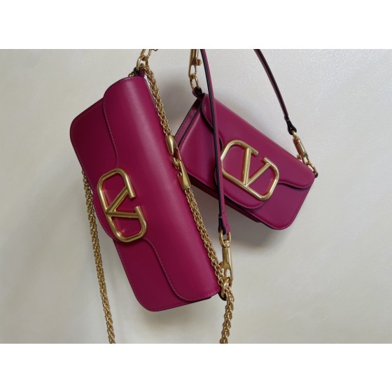 Valentino calfskin handbag 👜underarm bag Model: 1133 Decorative metal