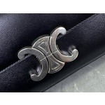 CELINE 𝑻𝒓𝒊𝒐𝒎𝒑𝒉𝒆 Chain Underarm Bag Model: 197993