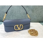 Valentino calfskin handbag 👜underarm bag Model: 1133 Decorative metal