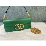 Valentino calfskin handbag 👜underarm bag Model: 1133 Decorative metal