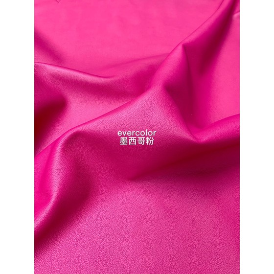 Hermes makes exclusive leather pig nose leather Evercolor: pink