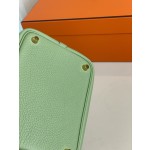 picotin18 avocado green