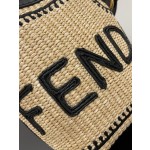 FENDI straw small bucket