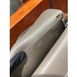 Halzan 25cm clemence leather 18 Etoupe grey elephant