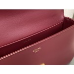 CELINE 𝑻𝒓𝒊𝒐𝒎𝒑𝒉𝒆 Chain Underarm Bag Model: 197993