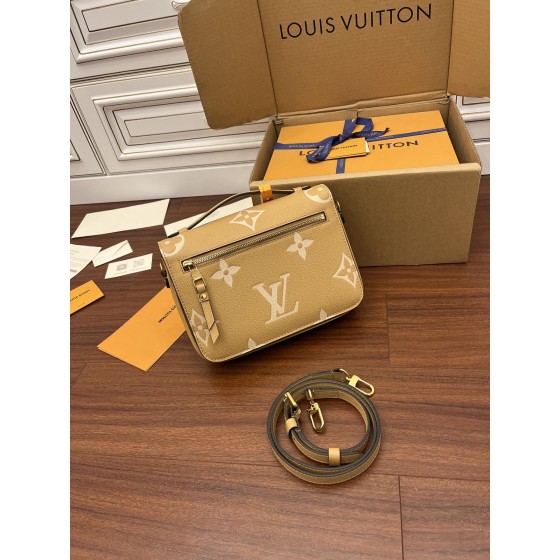 Louis Vuitton's exclusive debut model: M45809 Super Enhanced Edition